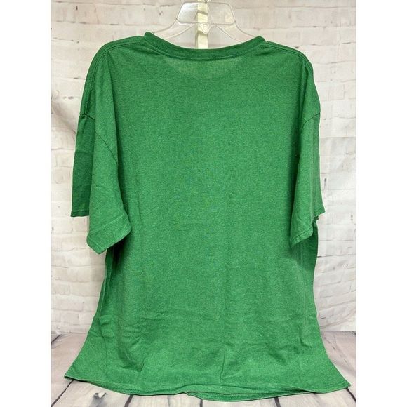 Snoopy Keepin It Real Christmas T Shirt Snow Globe Santa Hat Peanuts Green 2XL - Picture 4 of 6